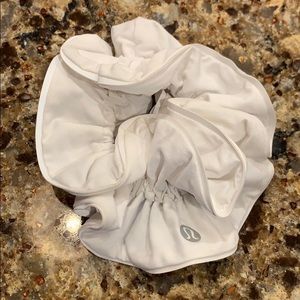 Lululemon Scrunchie